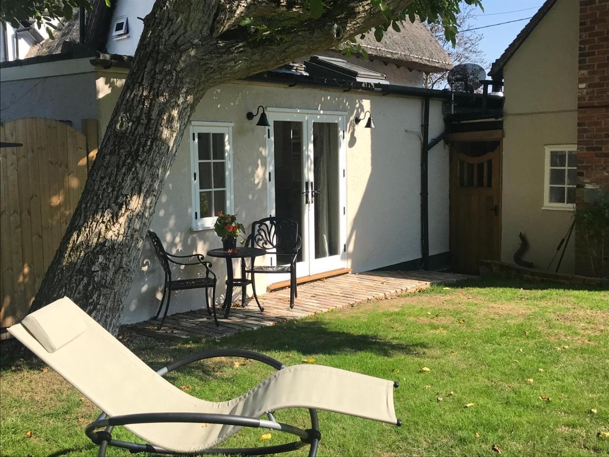 Corner House Luxury Bnb Little Dunmow Dış mekan fotoğraf
