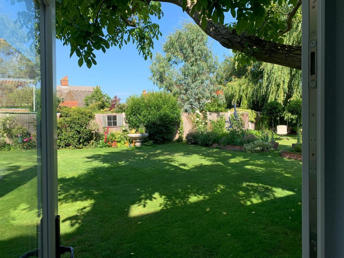 Corner House Luxury Bnb Little Dunmow Dış mekan fotoğraf